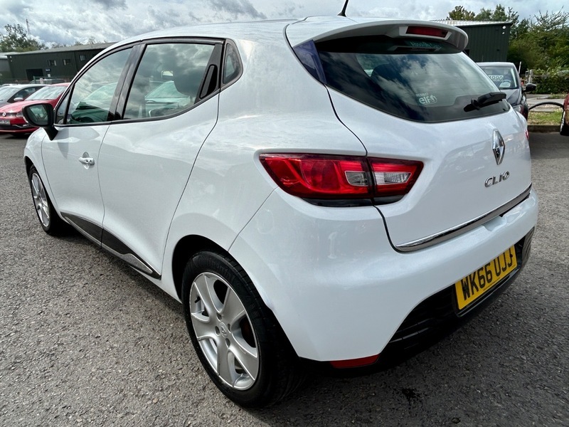 Renault Clio Dynamique Nav 16V Renault White #3