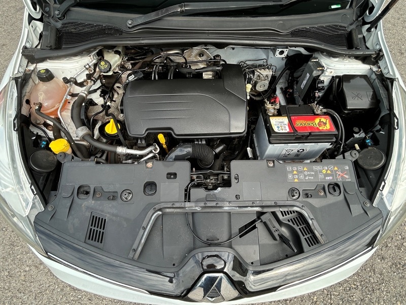 Renault Clio 1.5 Dci Dynamique S Medianav Euro 5 Ss White #28