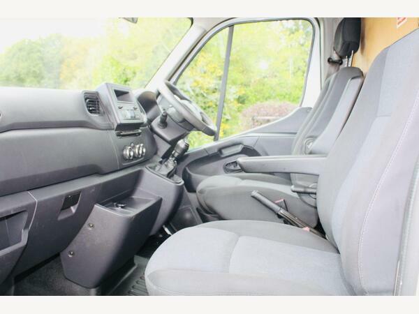 Renault Master Tipper 2.3 Dci Rwd Tipper Long Overhang Trw White #3
