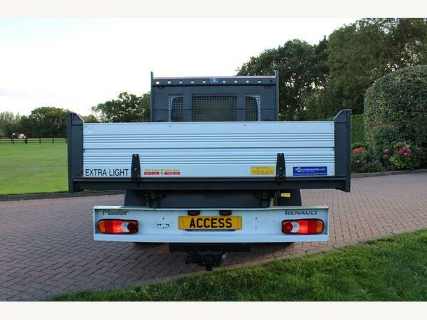 Renault Master Tipper 2.3 Dci 35 Business Rwd Mwb Euro 6 Lon White #4