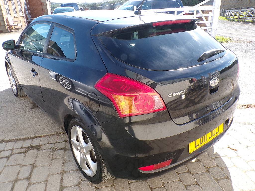 Kia Proceed Crdi 3 Black #6