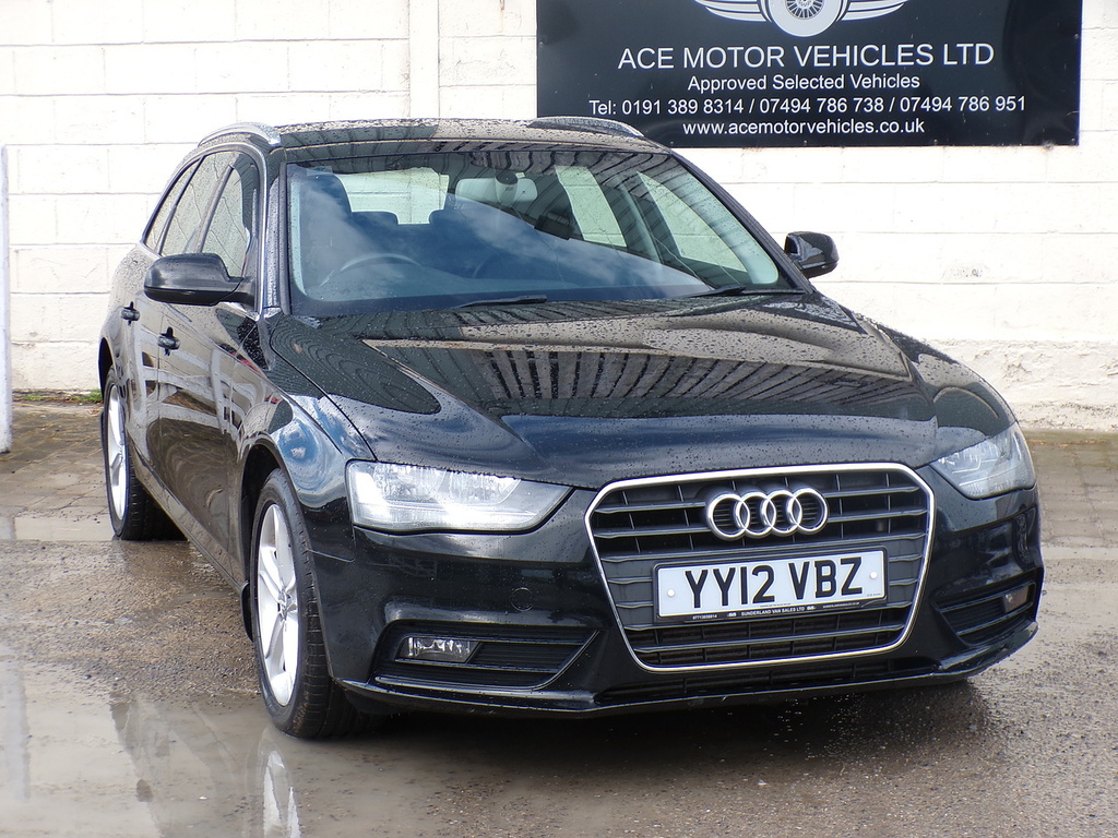 Audi A4 Avant Tdi Se Black #2