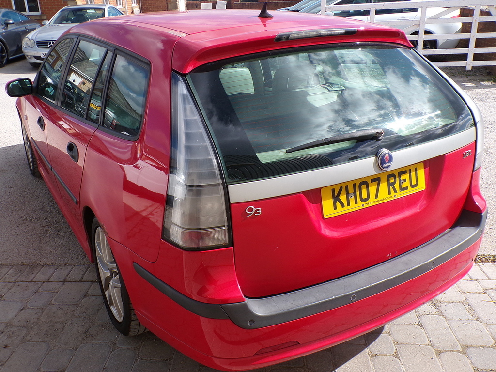 Saab 9-3 T Vector Sport Red #6