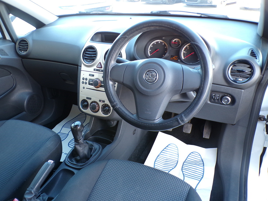 Vauxhall Corsa 1.3 Cdti 16V Club Black #11