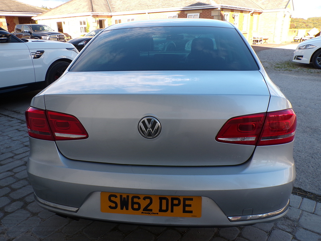 Volkswagen Passat Passat Highline Tdi Bluemotion Technology Semi-aut Red #8