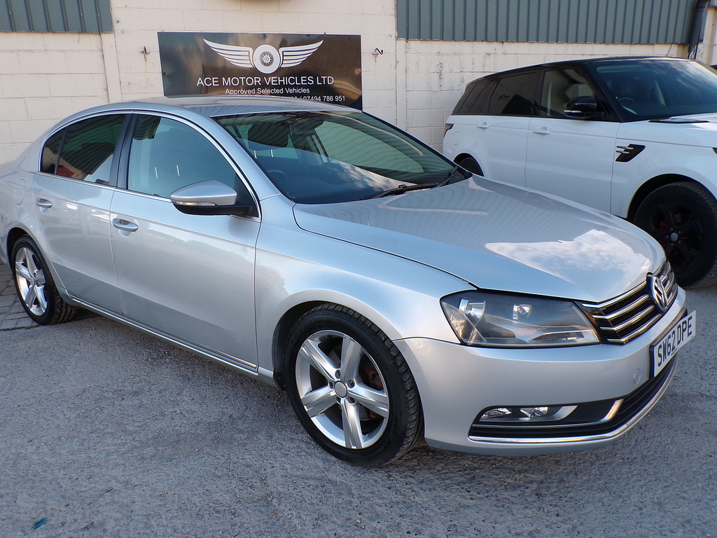 Volkswagen Passat Passat Highline Tdi Bluemotion Technology Semi-aut Red #12