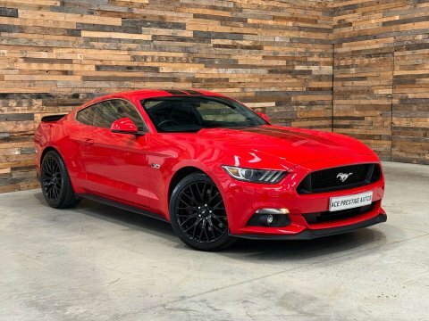Ford Mustang 5.0 Mustang Gt Red