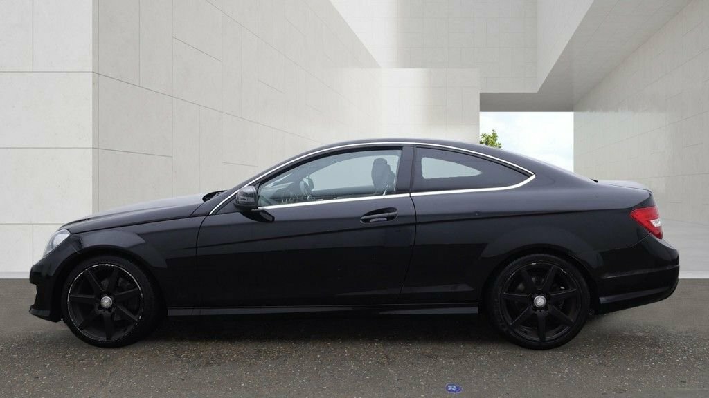 Mercedes-Benz C Class 2.1 C220 Cdi Blueefficiency Executive Se 168 Bh Black #6