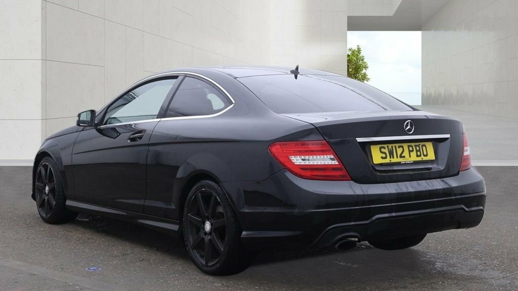 Mercedes-Benz C Class 2.1 C220 Cdi Blueefficiency Executive Se 168 Bh Black #3