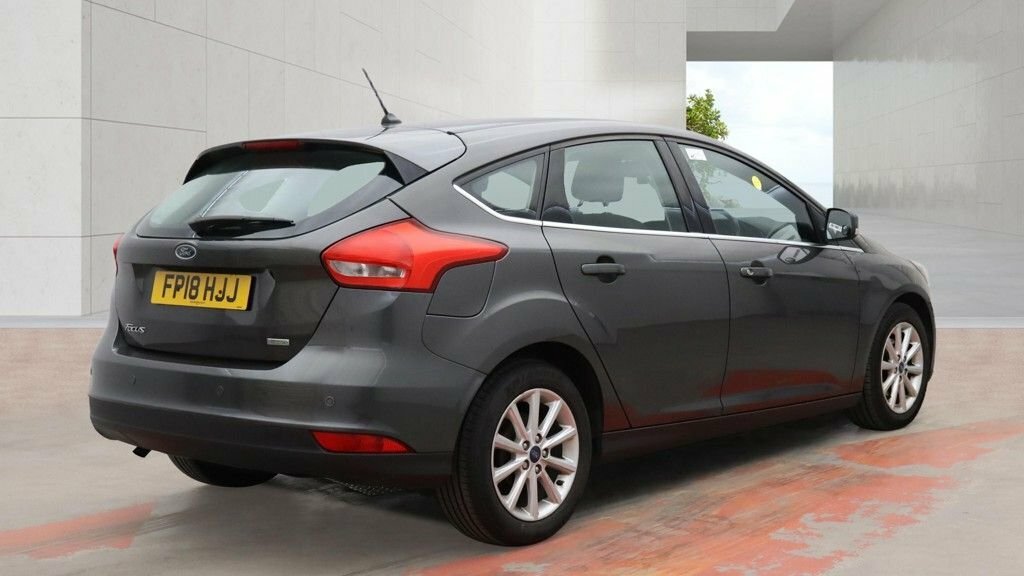 Ford Focus 1.0 Ecoboost 125 St-line 5Drfront Rear Sensors Grey #4
