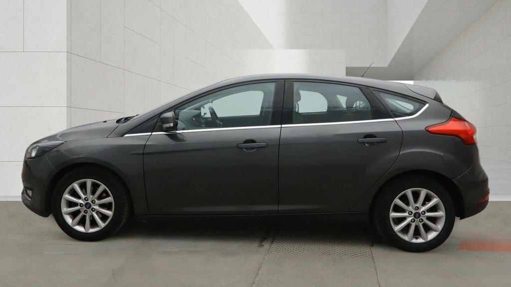 Ford Focus 1.0 Ecoboost 125 St-line 5Drfront Rear Sensors Grey #6