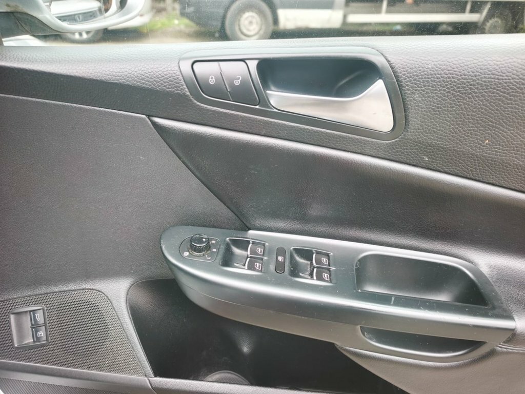 Volkswagen Passat 2.0 R-line Tdi Cr Dpf Black #17