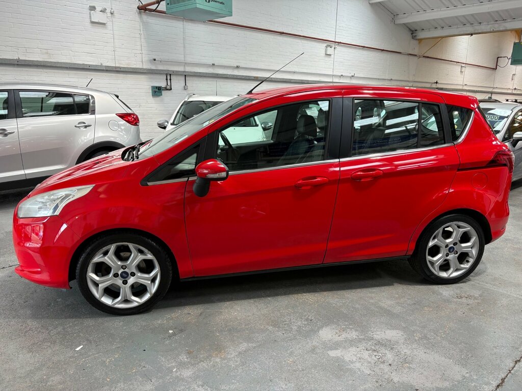 Ford B-Max 1.6 Tdci Titanium Mpv Euro 5 95 Red