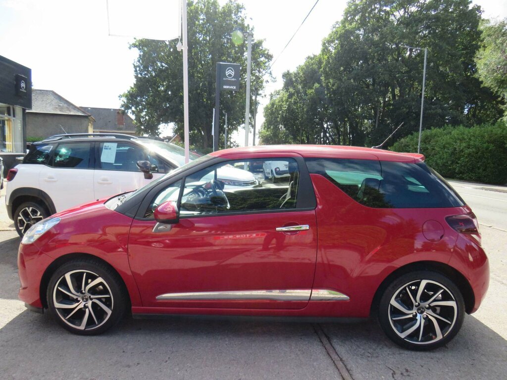 DS DS 3 1.2 Puretech Dstyle Nav Hatchback Manua Red #2