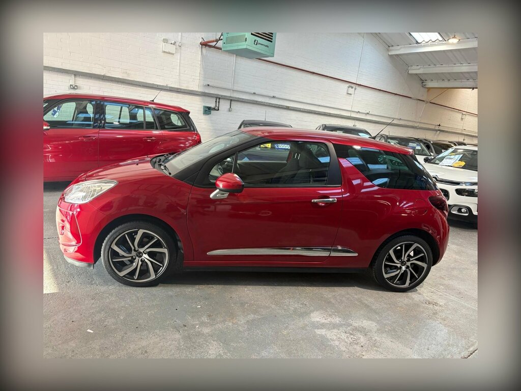 DS DS 3 1.2 Puretech Dstyle Nav Hatchback Manua Red #2