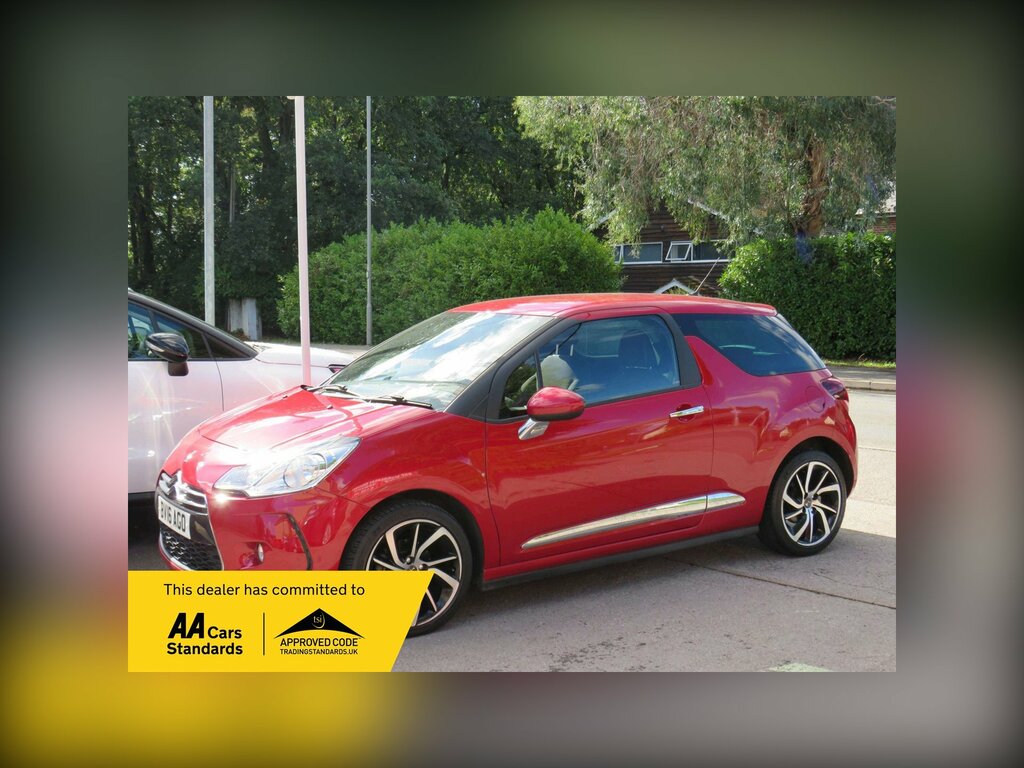 DS DS 3 1.2 Puretech Dstyle Nav Hatchback Manua Red