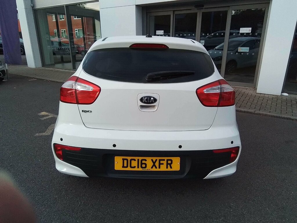 Kia RIO 1.25 2 Hatchback Euro 6 84 Bhp White #3