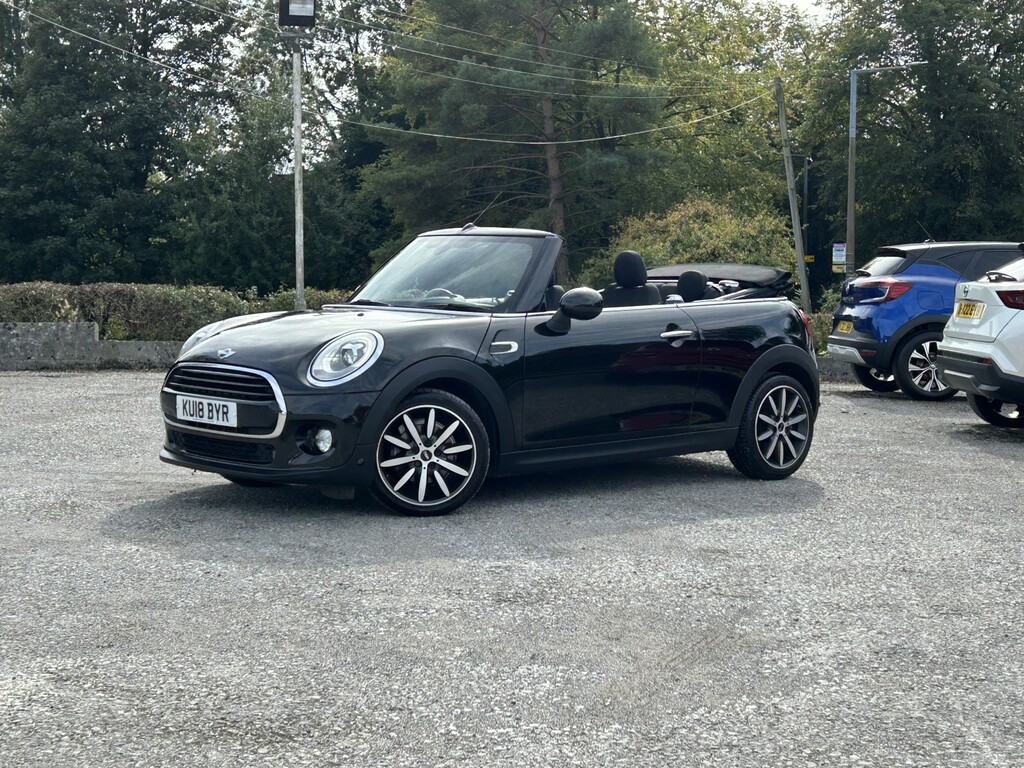 Mini Convertible 1.5 Cooper Convertible Black #2