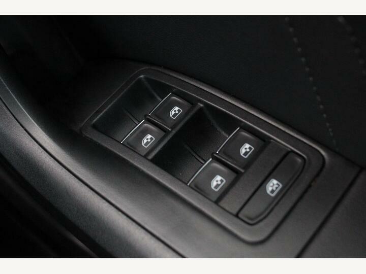 Seat Ateca 1.5 Tsi Evo 150 Fr Sport Dsg 2Wd White #37