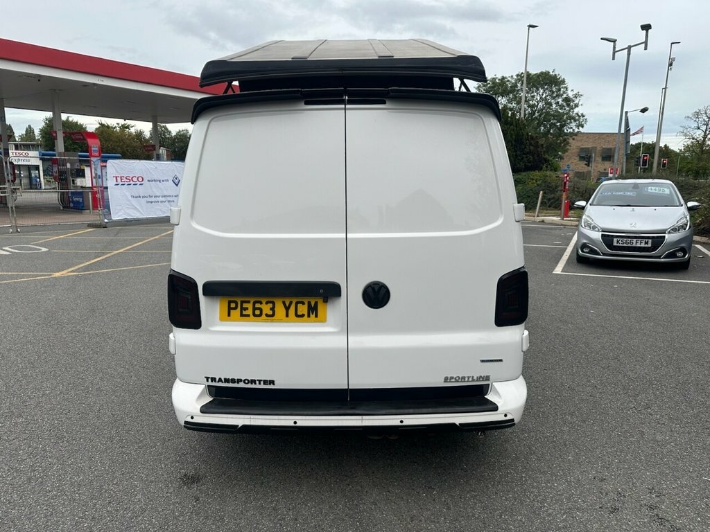 Volkswagen Campervan 2L T30 Startline White #4