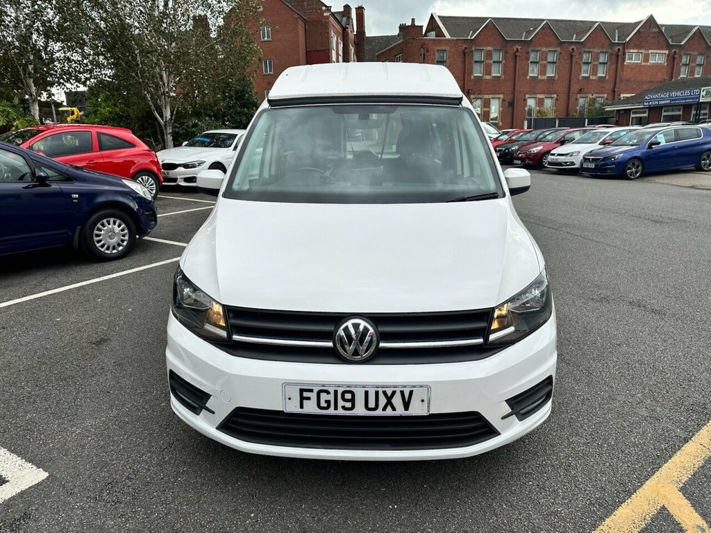 Volkswagen Caddy Maxi 2L C20 Maxi White #3