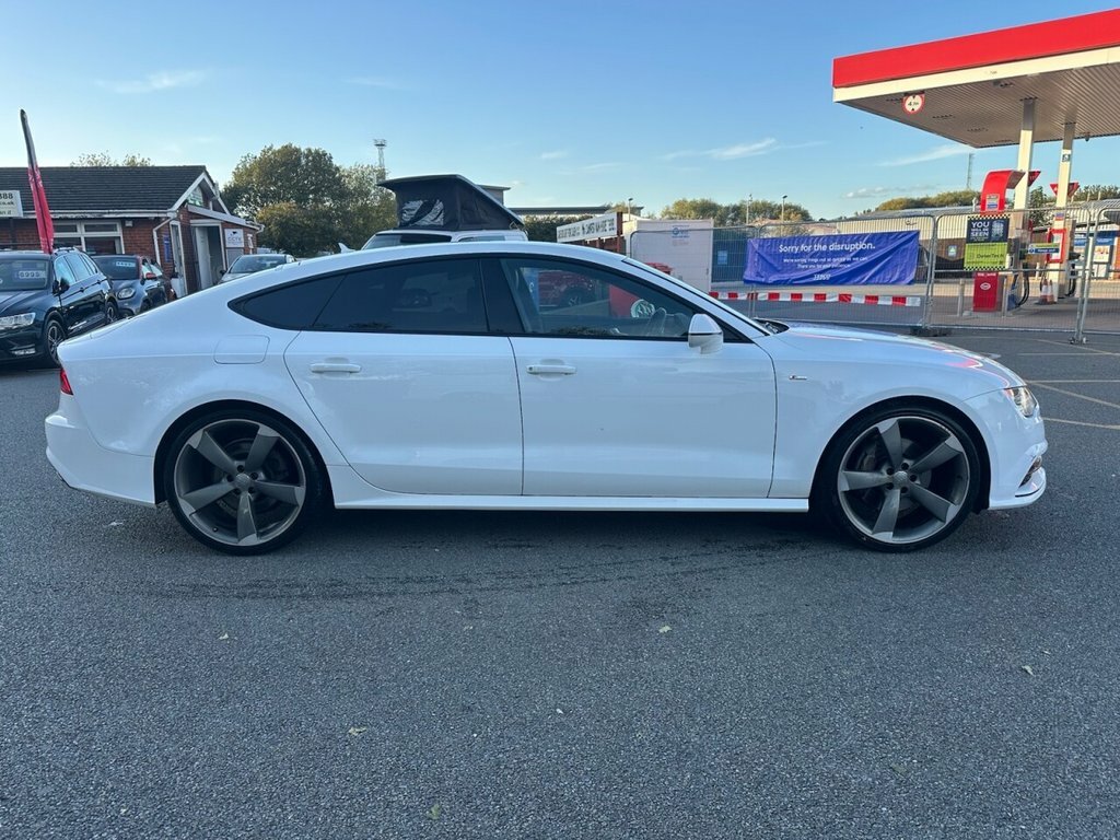 Audi A7 3L Black Edition White #2