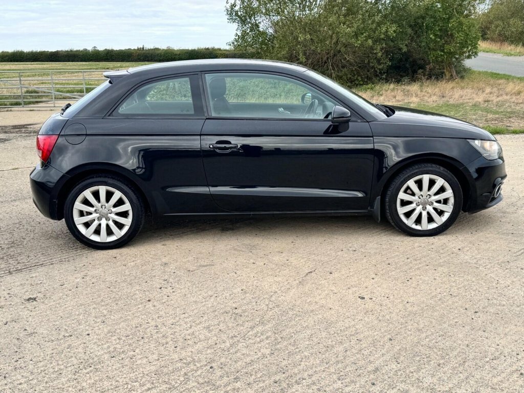 Audi A1 Sport 1.4 Tfsi 122 Ps S Tronic Red #16