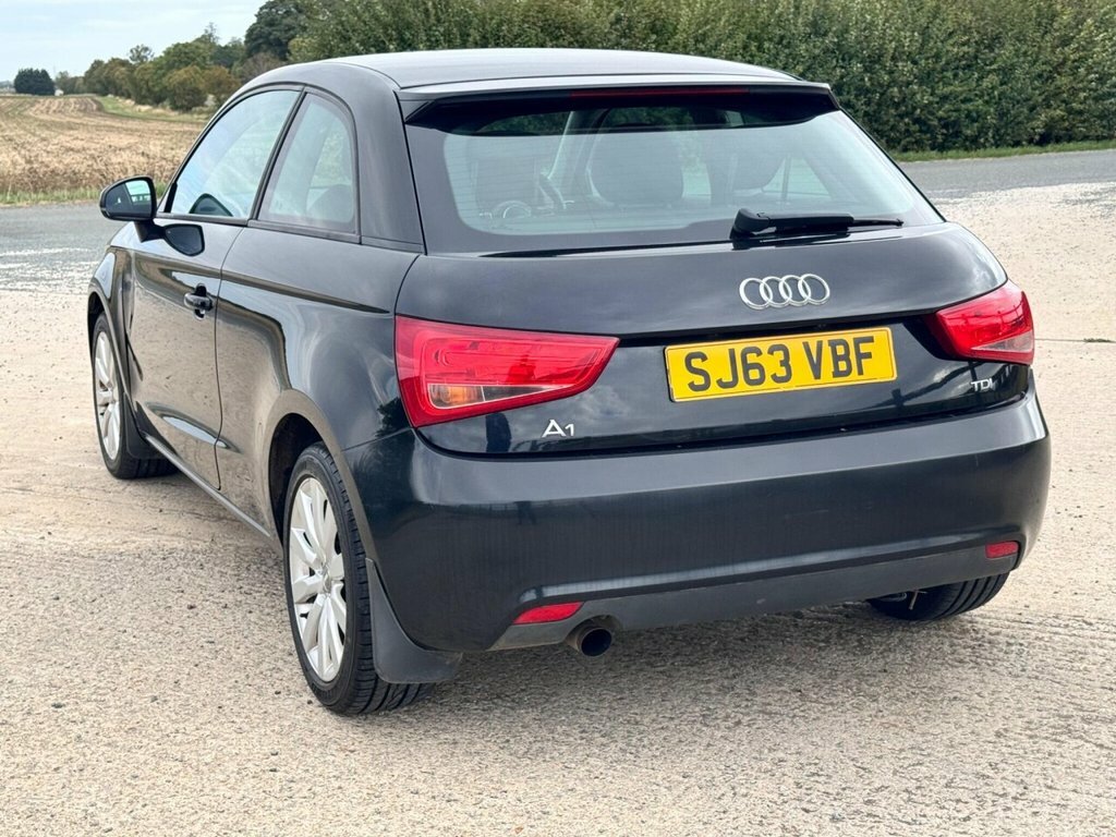 Audi A1 Sport 1.4 Tfsi 122 Ps S Tronic Red #11