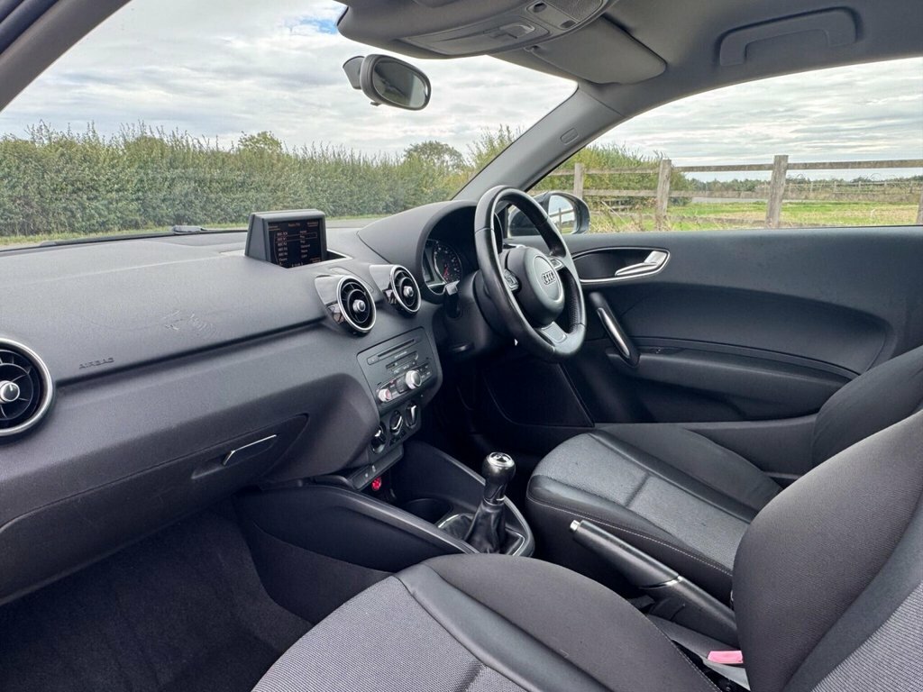Audi A1 Sport 1.4 Tfsi 122 Ps S Tronic Red #17