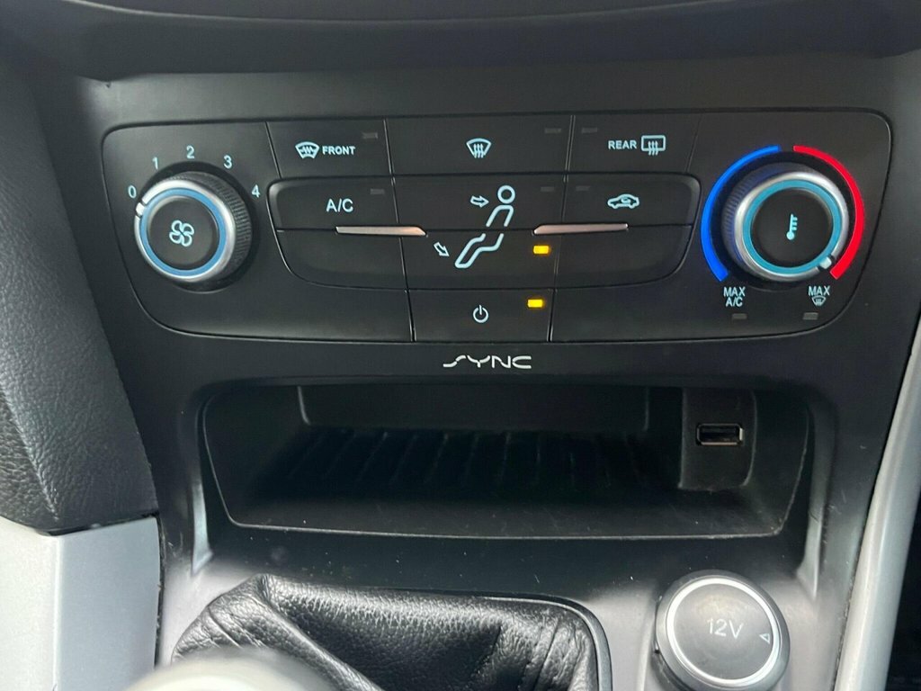 Ford Focus 1.5T Ecoboost Titanium X Hatchback Manu Grey #29