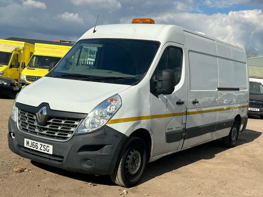 Renault Master Mpv White #2