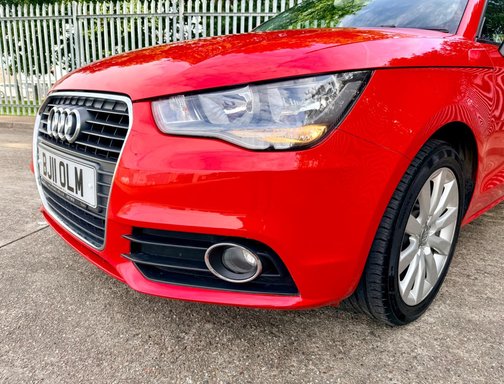 Audi A1 1.4 Tfsi Sport Euro 5 Ss Red #6