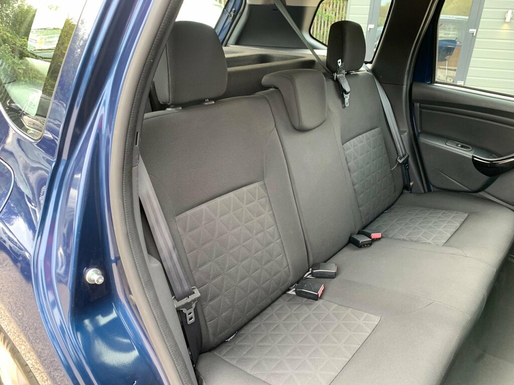 Dacia Duster 1.5 Dci Laureate Suv Euro 6 Ss Black #30