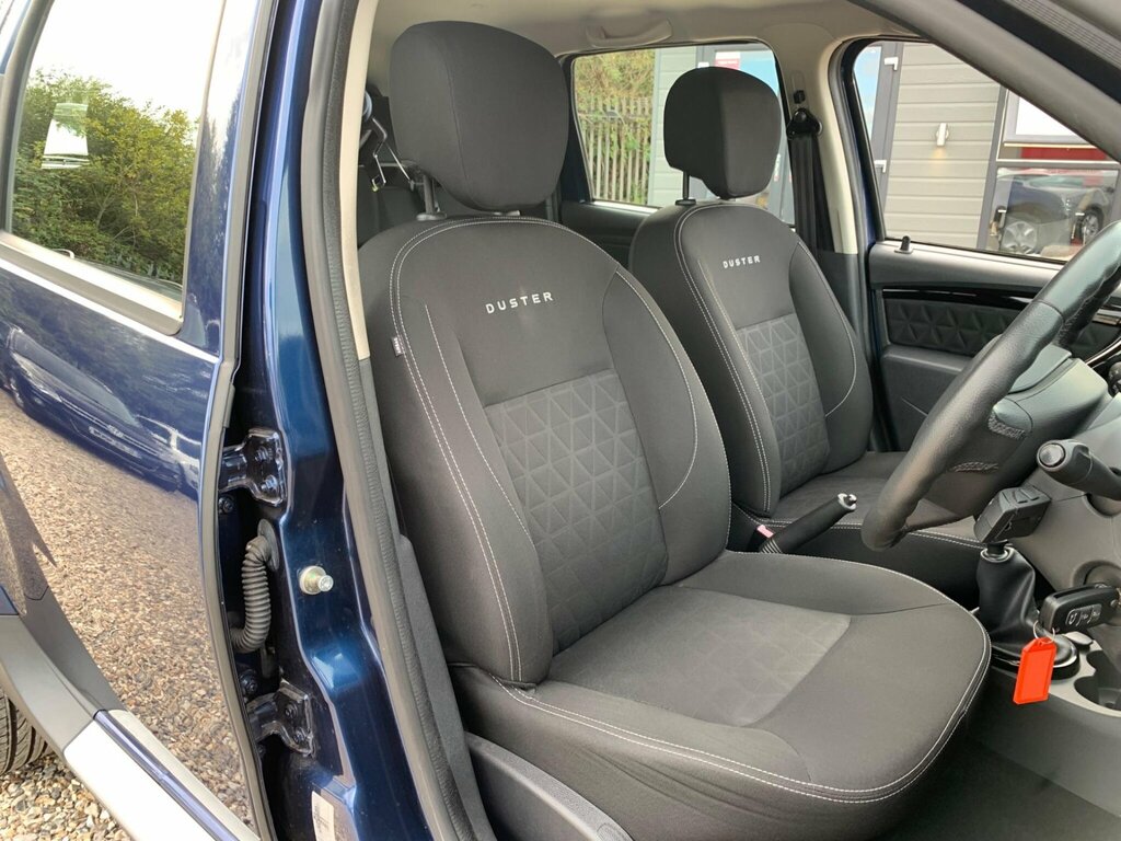 Dacia Duster 1.5 Dci Laureate Suv Euro 6 Ss Black #18