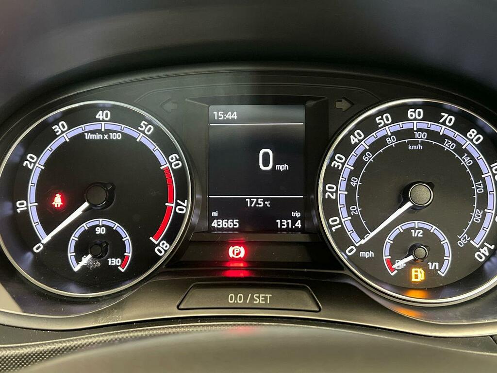Skoda Fabia 1.0 Mpi Se Drive Blue #9