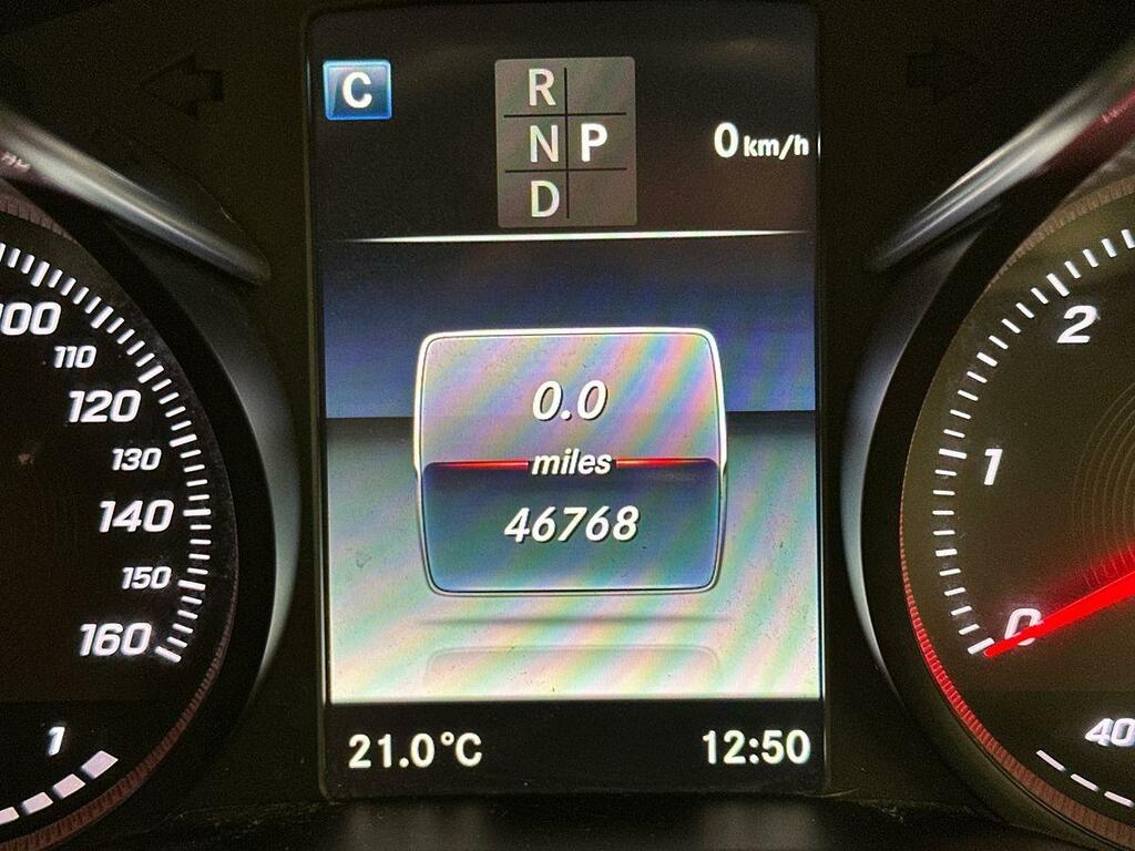 Mercedes-Benz GLC Class Glc 220 D 4Matic Amg Line Premium Black #4