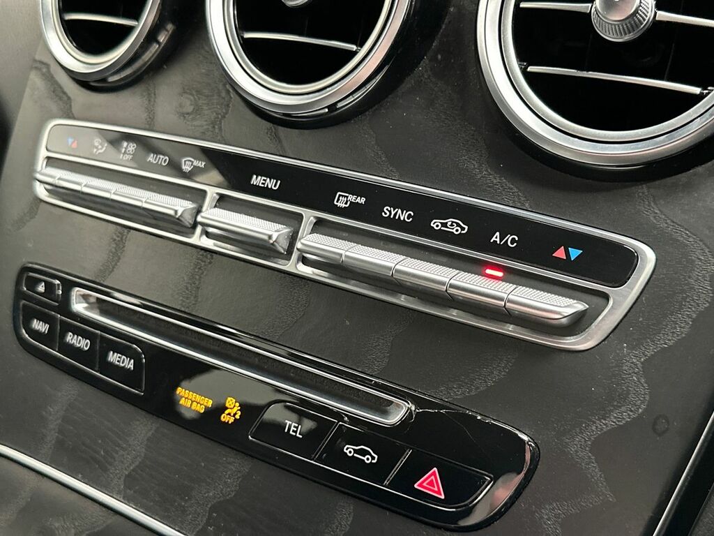 Mercedes-Benz GLC Class Glc 220 D 4Matic Amg Line Premium Black #30