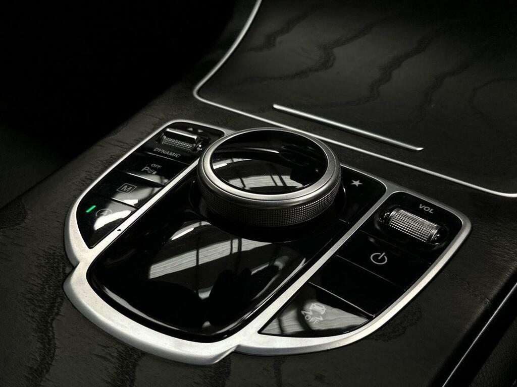 Mercedes-Benz GLC Class Glc 220 D 4Matic Amg Line Premium Black #31