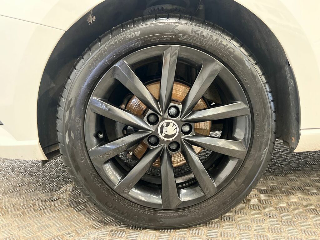 Skoda Fabia 1.0 Tsi Monte Carlo Grey #26