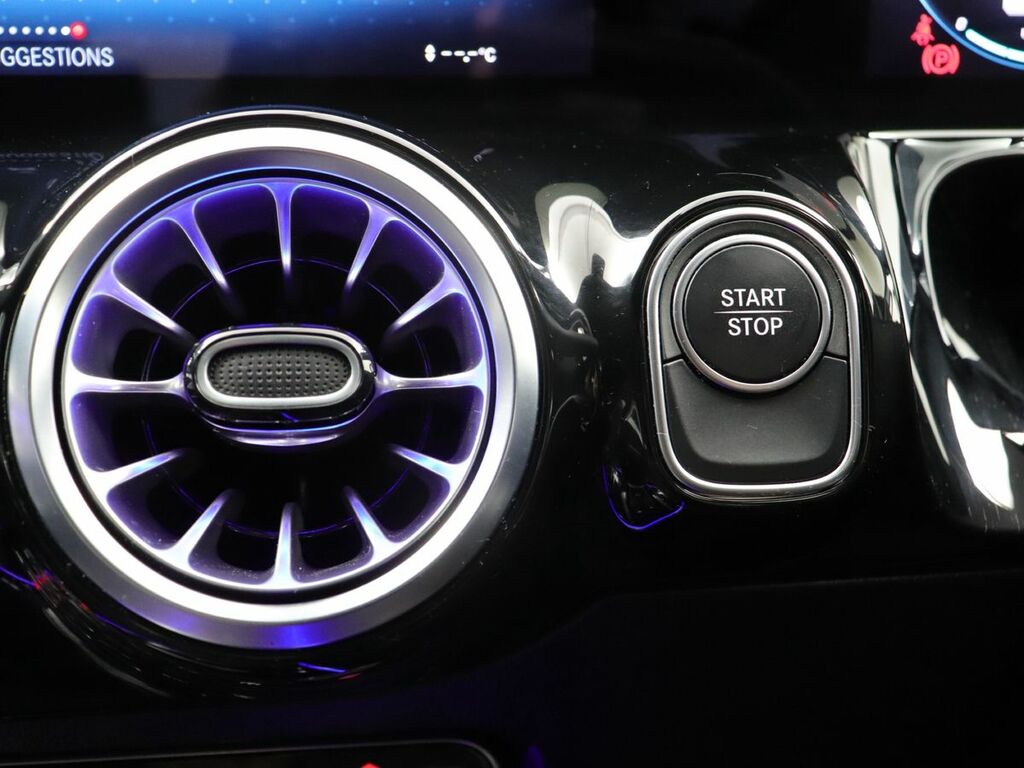 Mercedes-Benz EQA 250 70.5Kwh Amg Line Black #36