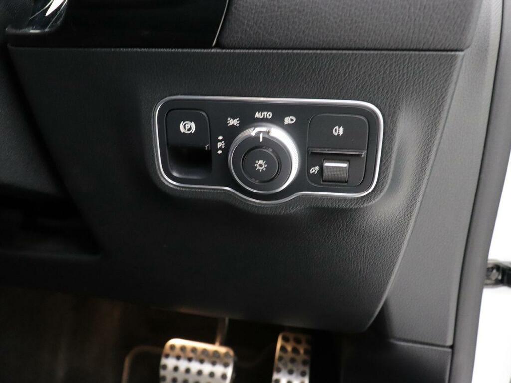 Mercedes-Benz EQA 250 70.5Kwh Amg Line Black #40
