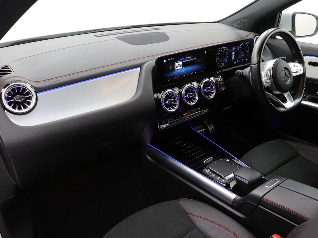 Mercedes-Benz EQA 250 70.5Kwh Amg Line Black #3