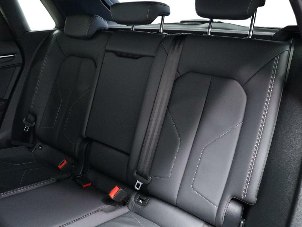 Audi Q3 Black Edition 35 Tfsi 150 Ps S Tronic Black #11