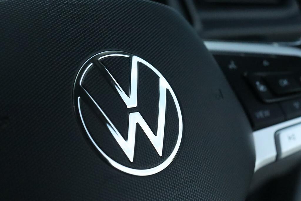 Volkswagen Transporter 2.0 Tdi 110 Highline Van Blue #22