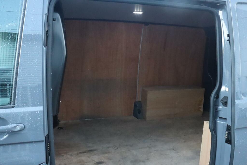 Volkswagen Transporter 2.0 Tdi 110 Highline Van Blue #14