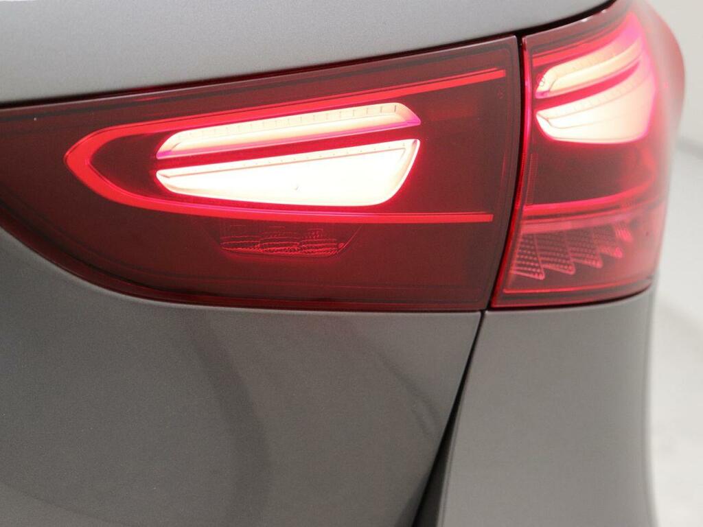 Mercedes-Benz GLA Class Gla 200 Amg Line Executive #26