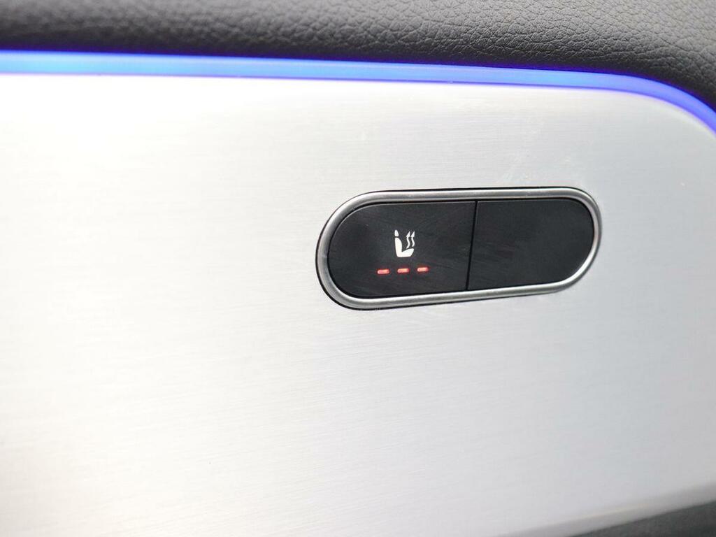 Mercedes-Benz GLA Class Gla 200 Amg Line Executive #22