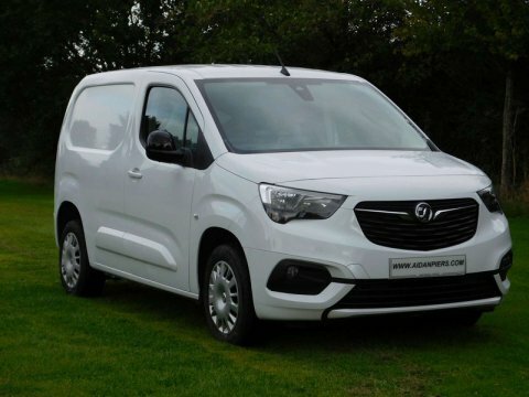 Vauxhall Combo 1.5 Turbo D White