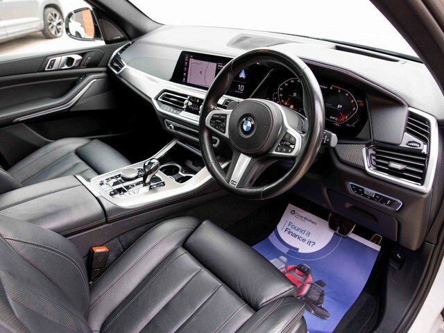 BMW X5 M50d Suv White #4