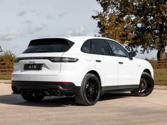 Porsche Cayenne 3.0 V6 E-hybrid 14.1Kwh Suv Plug-in Hyb White #2